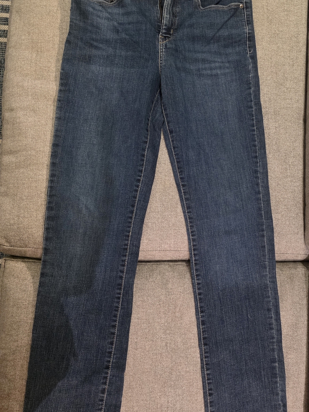 Signature Gold Levi Strauss Straight Jeans in Dark Blue